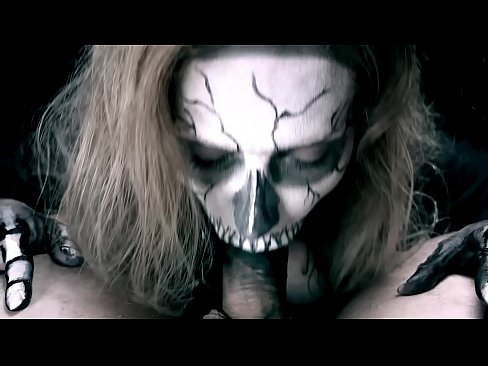 ❤️ Demoon meisie suig haan met haar swart mond en sluk cum. Pornovideo op af.rionews.top